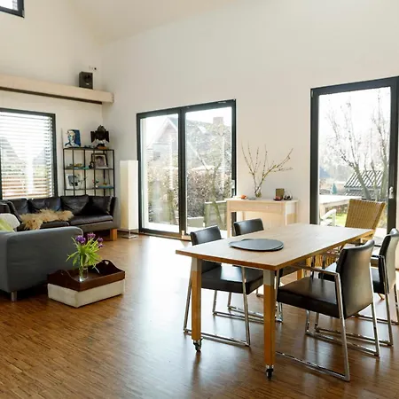 Kreatives Mit Galerie 別荘 *